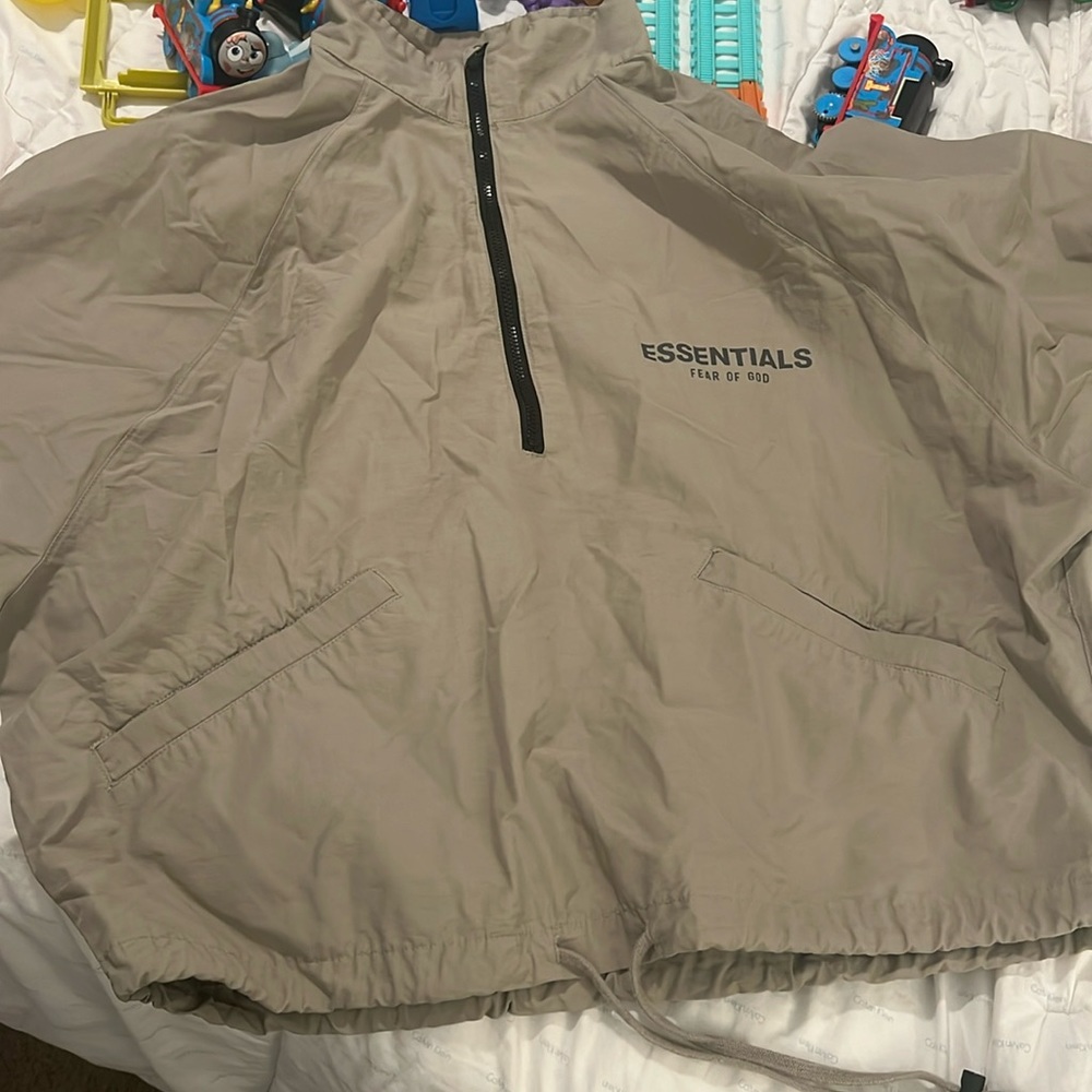 Essentials Windbreaker